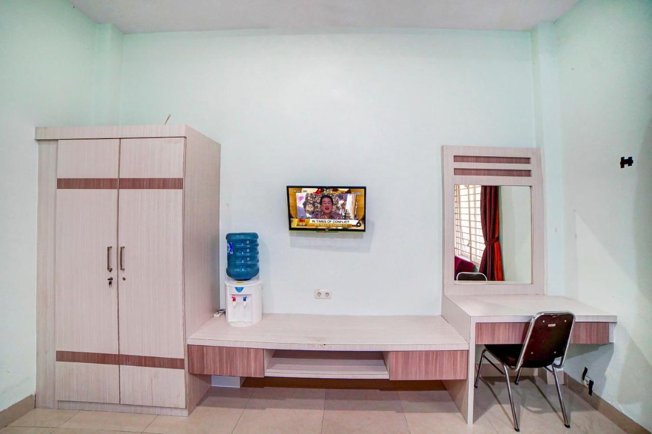 Oyo 91170 Ayahanda Residence Медан Экстерьер фото